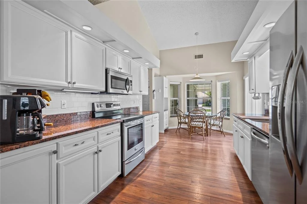 Photo of 254 GLENBRIAR CIRCLE