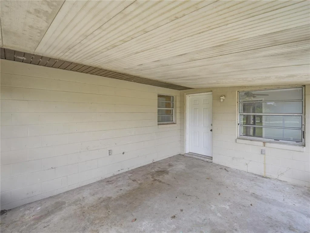 Photo of 2000 PARKWAY AVENUE