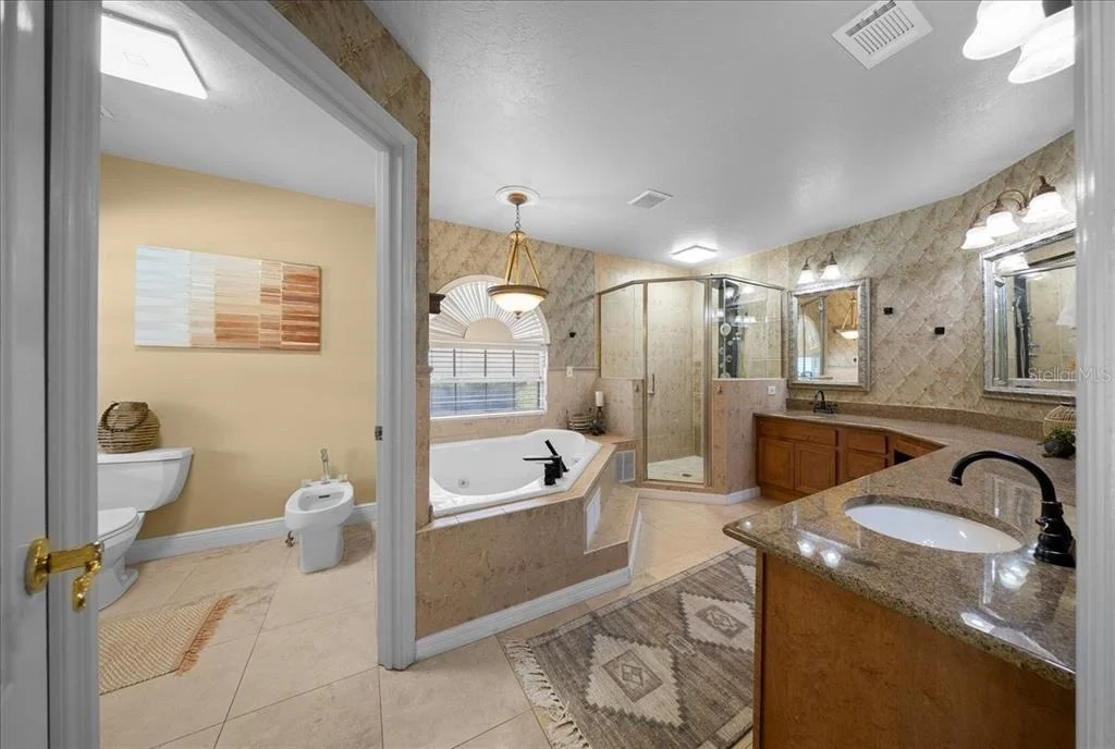 Photo of 2420 SE 15TH STREET