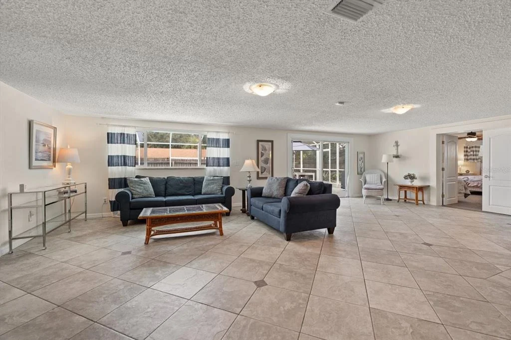 Photo of 1 MAPLEWOOD AVENUE