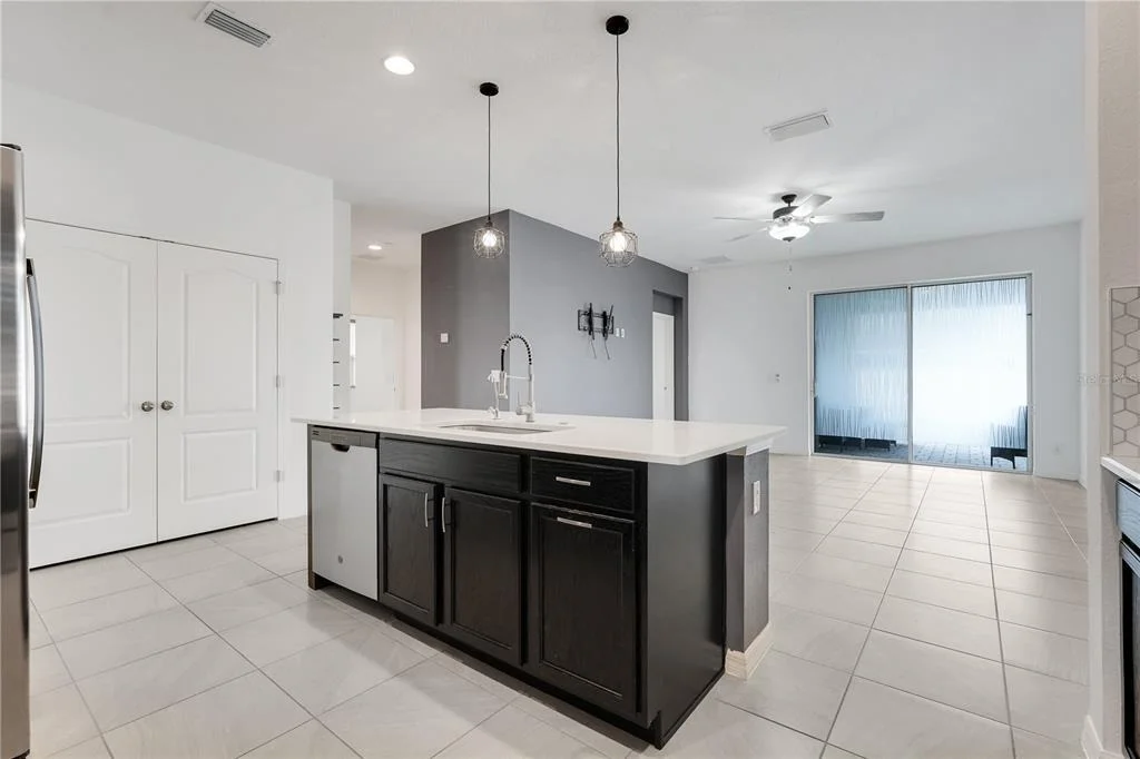 Photo of 935 BENJAMIN TRAIL
