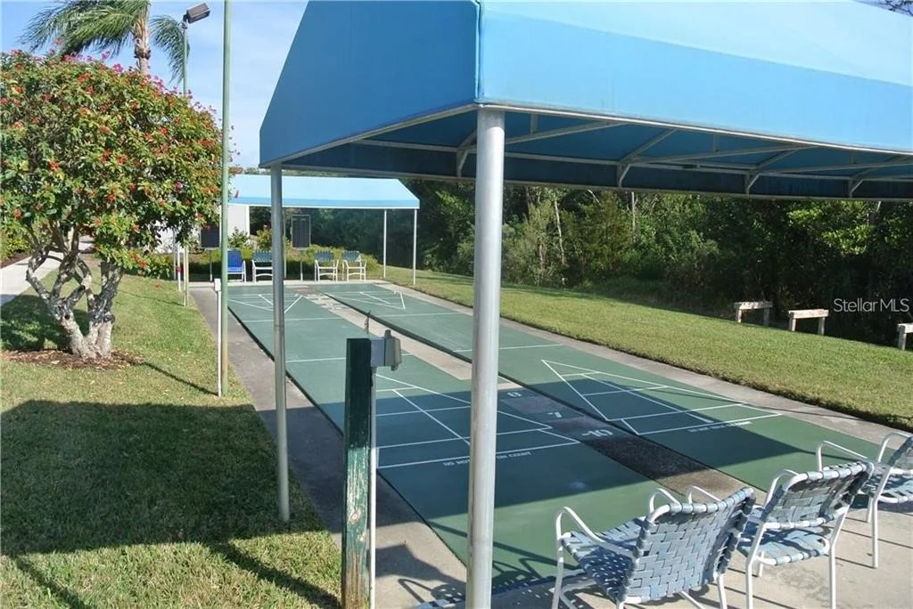 Photo of 950 WATERSIDE LANE