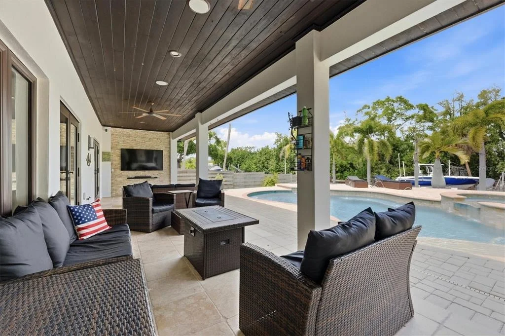 Photo of 829 IDLEWILD WAY