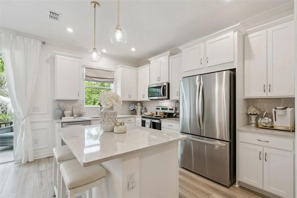 Photo of 896 SPRING PALMS LOOP