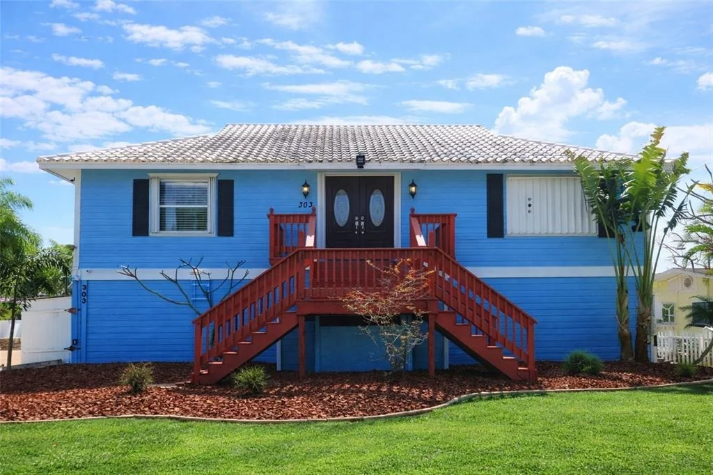 Photo of 303 LAGOON DRIVE