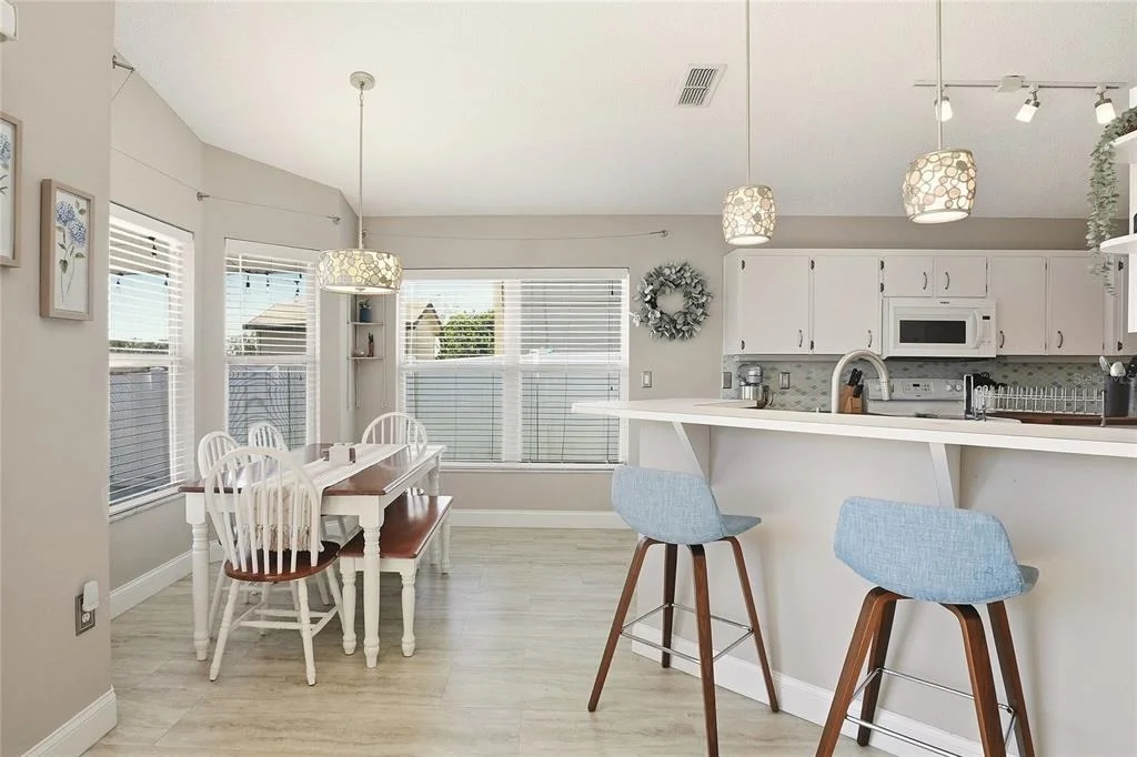 Photo of 412 EMERALD COVE LOOP