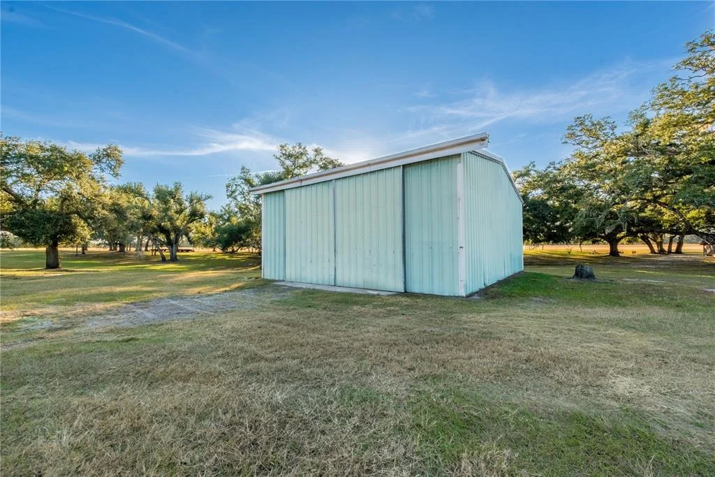 Photo of 18708 COUNTY ROAD 250