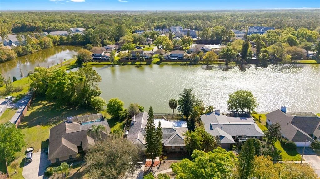 Photo of 14947 LAKE FOREST DRIVE