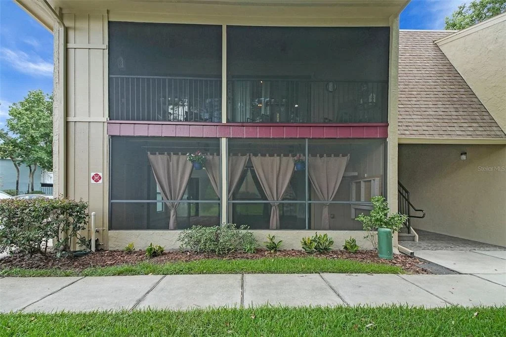 Photo of Unit 2 at 220 MOREE LOOP