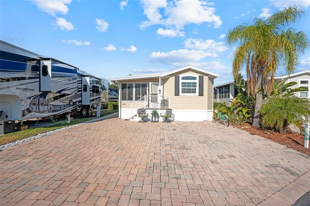 Photo of 2411 CITRUS TREE ROAD