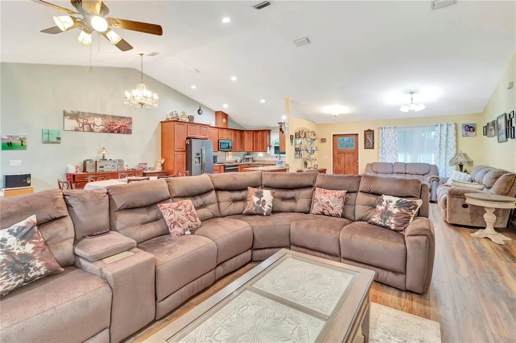 Photo of 7427 REDWING ROAD