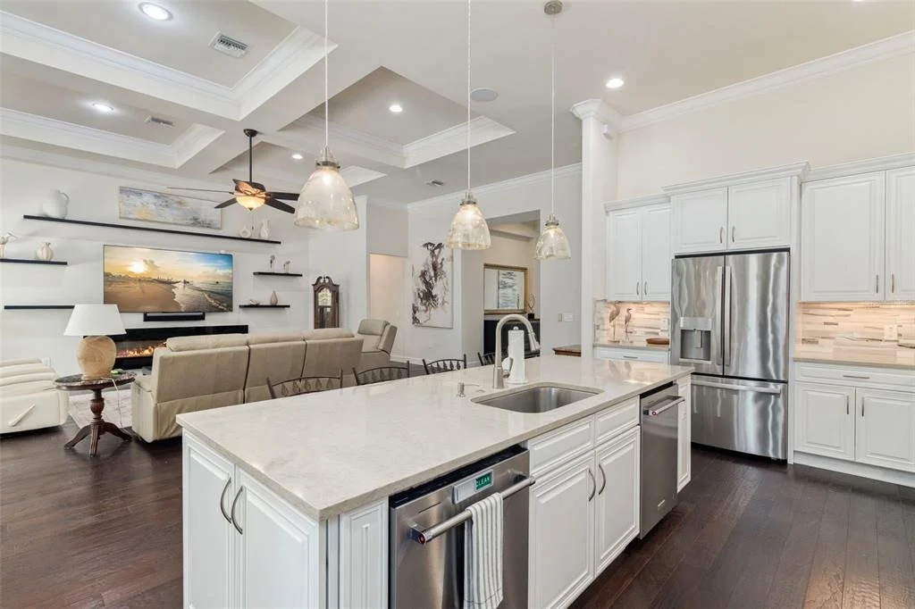 Photo of 16293 CAMDEN LAKES CIRCLE