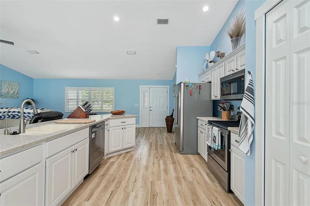 Photo of 62 BAYSIDE DRIVE
