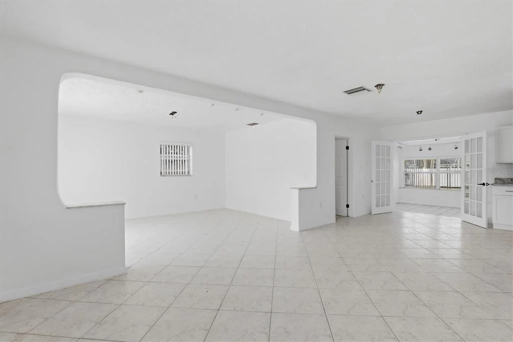 Photo of 721 BAYSHORE DRIVE