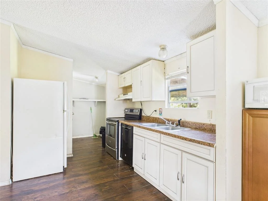Photo of 13014 LINCOLN ROAD