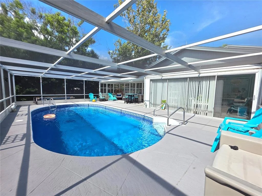 Photo of 9040 BAY DRIVE