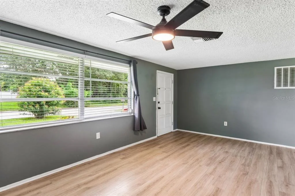 Photo of 15915 VILLA DRIVE