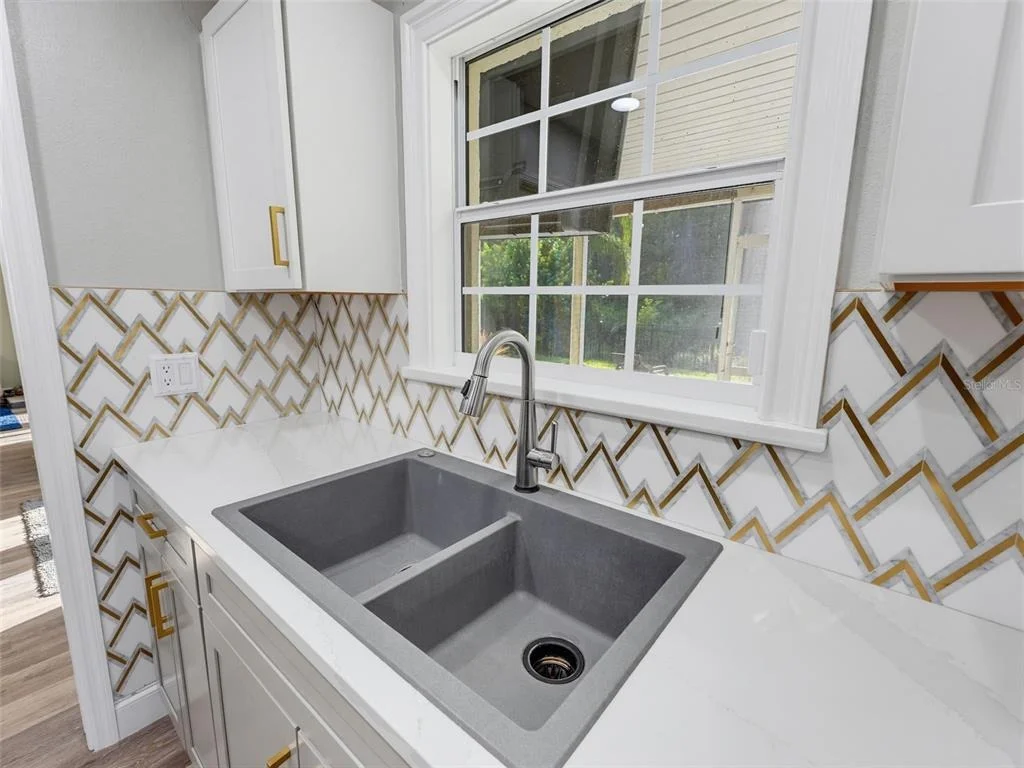 Photo of 1846 DEL ROBLES DRIVE