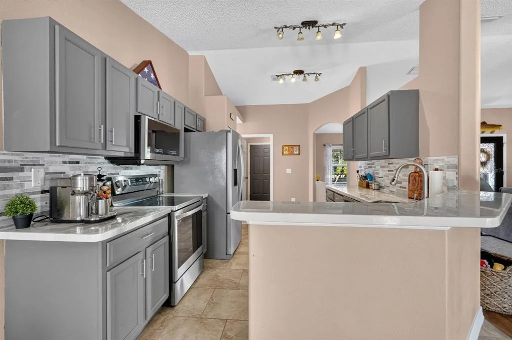 Photo of 19 RED OAK PLACE
