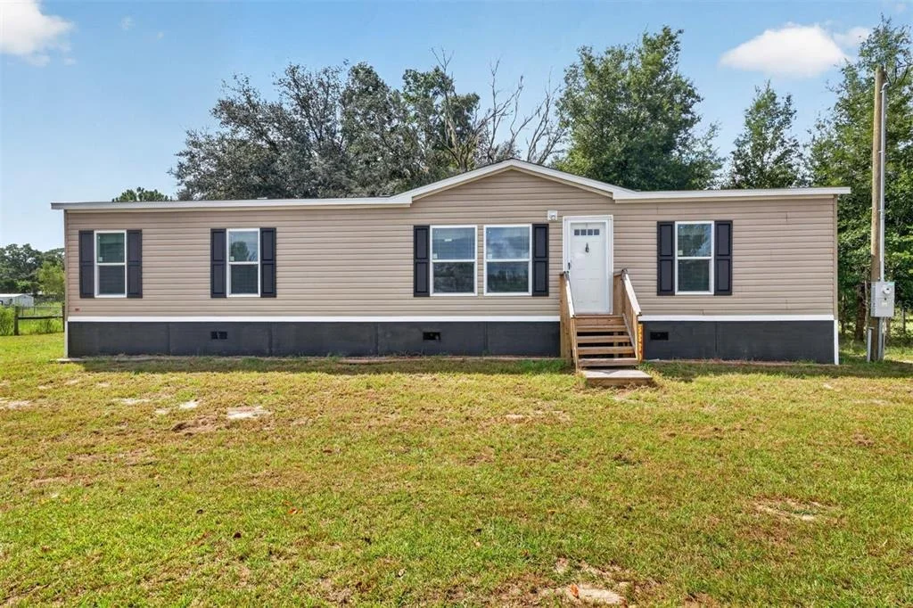 Photo of 8330 NE 113TH LANE