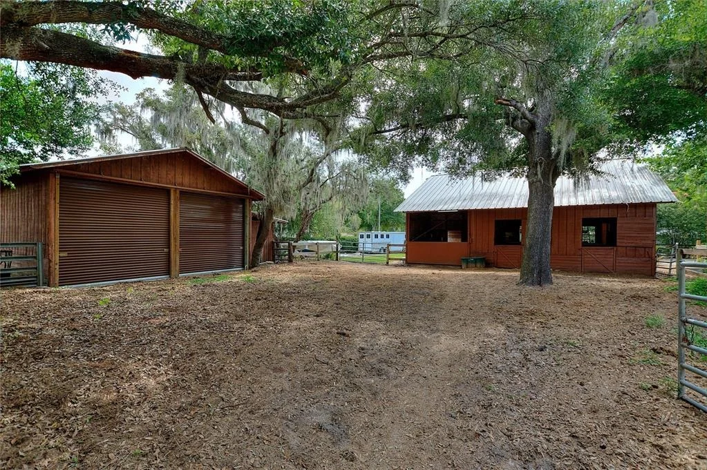 Photo of 7 LAKE ARROWHEAD DRIVE