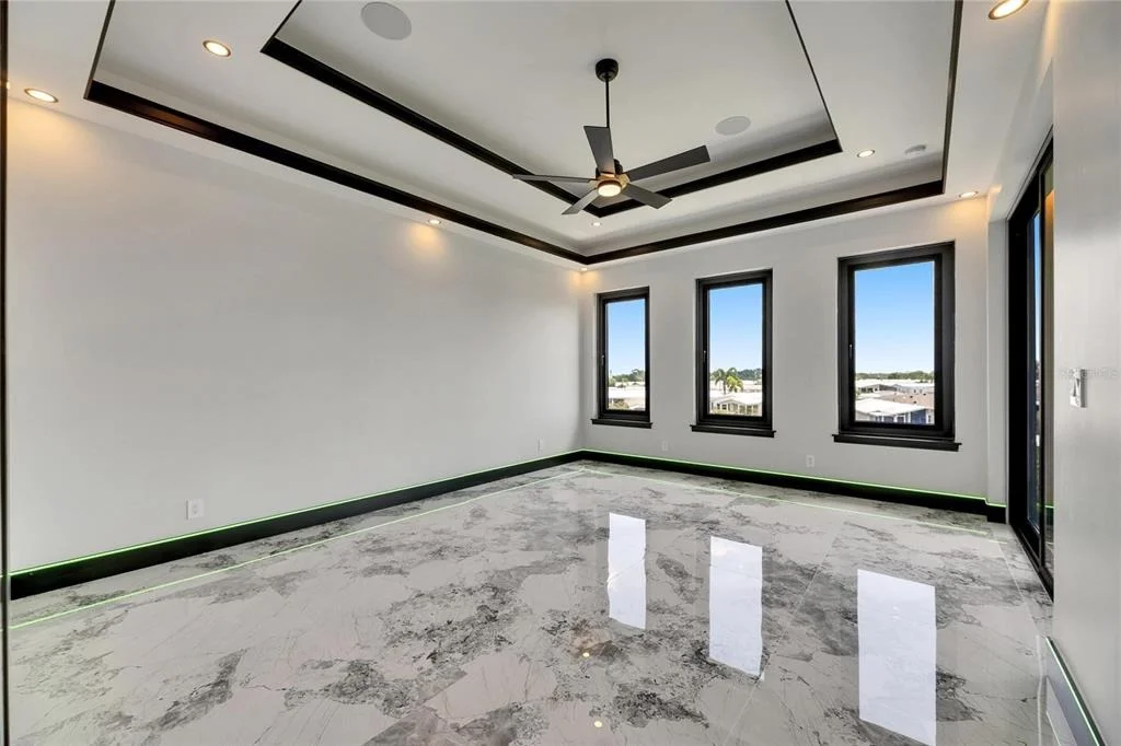 Photo of 6526 SIMONE SHORES CIRCLE