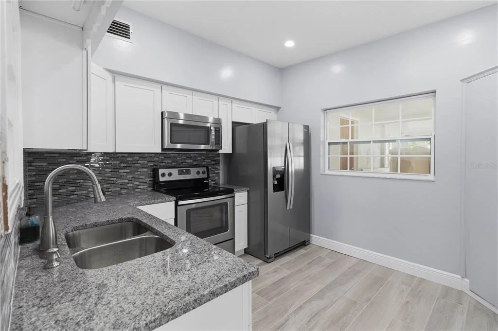 Photo of 8304 DOT LANE
