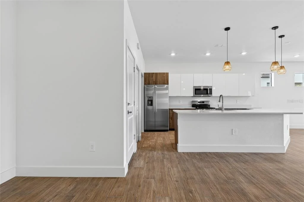 Photo of 1018 S MARLIN DRIVE