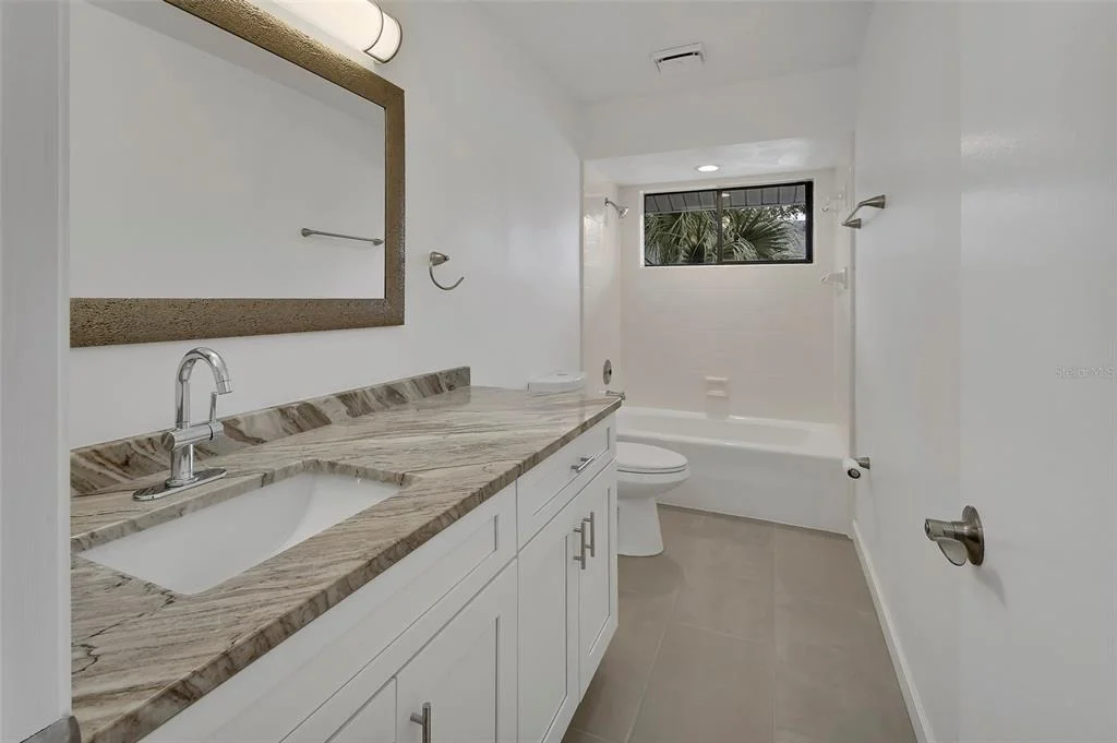 Photo of 1411 N BEACH STREET