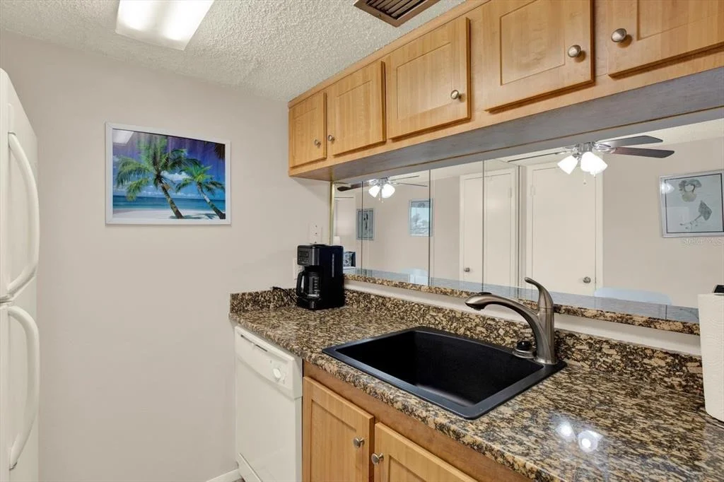 Photo of Unit E at 169 MEDALLION BOULEVARD