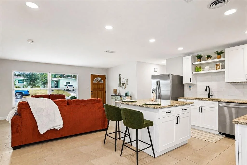 Photo of 482 OAKWOOD DRIVE
