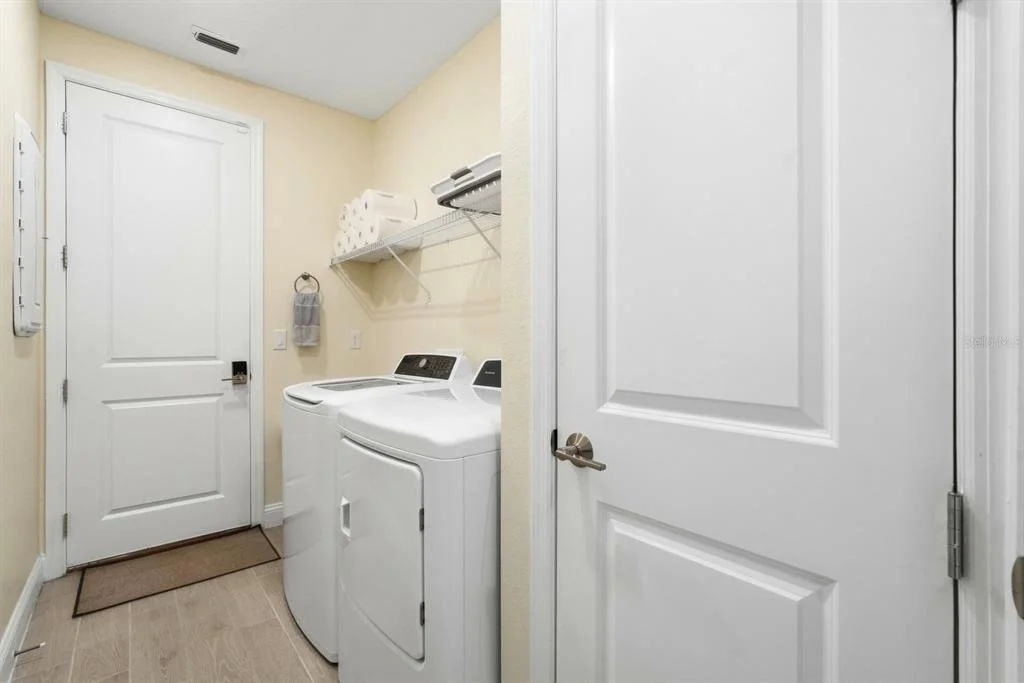 Photo of 2137 RAGLAN CIRCLE