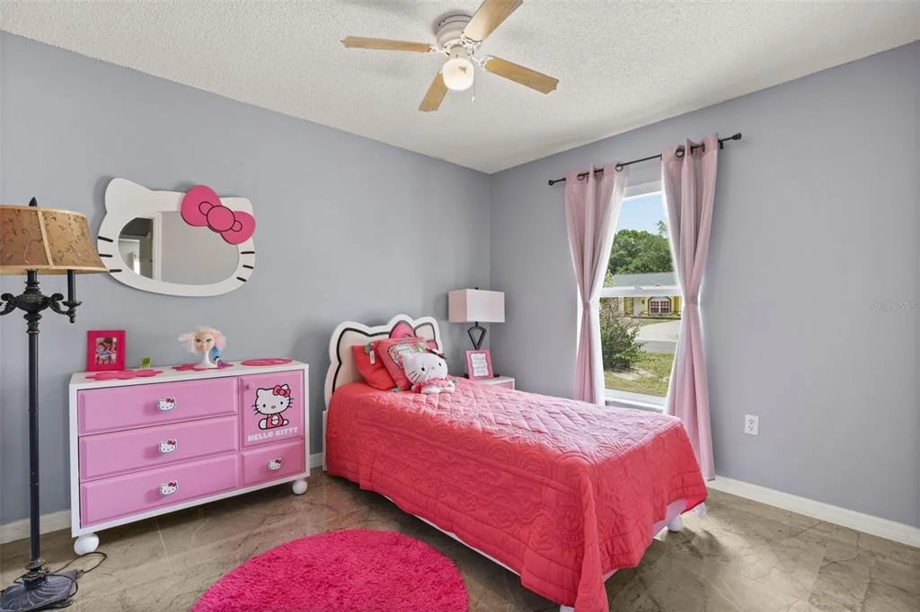 Photo of 329 LAKE DAISY LOOP
