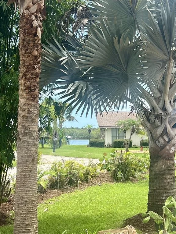 Photo of 1 HARRIS CIRCLE