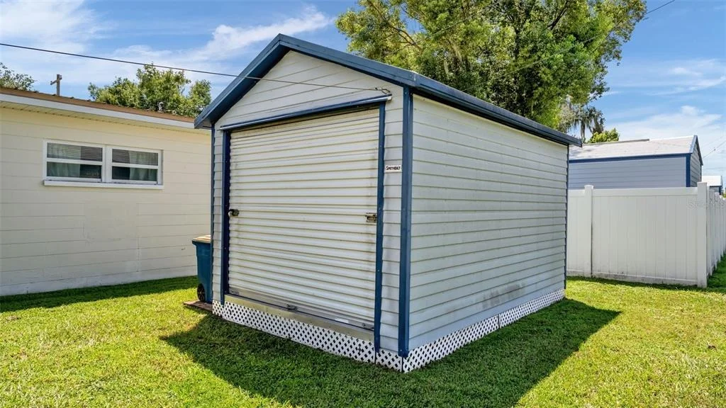 Photo of 680 SUNSET DRIVE