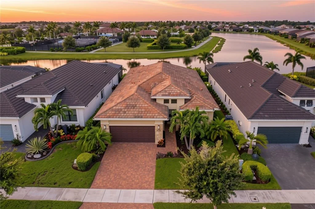 Photo of 4925 SURFSIDE CIRCLE
