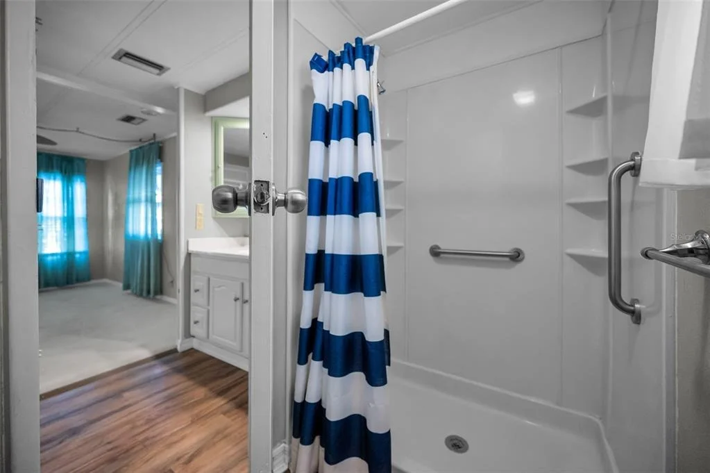 Photo of 4706 BURNEY DRIVE