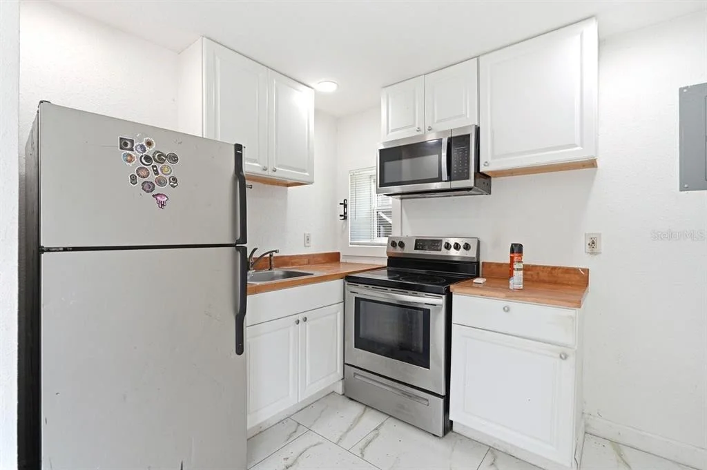 Photo of 5202 RIVERSIDE DRIVE