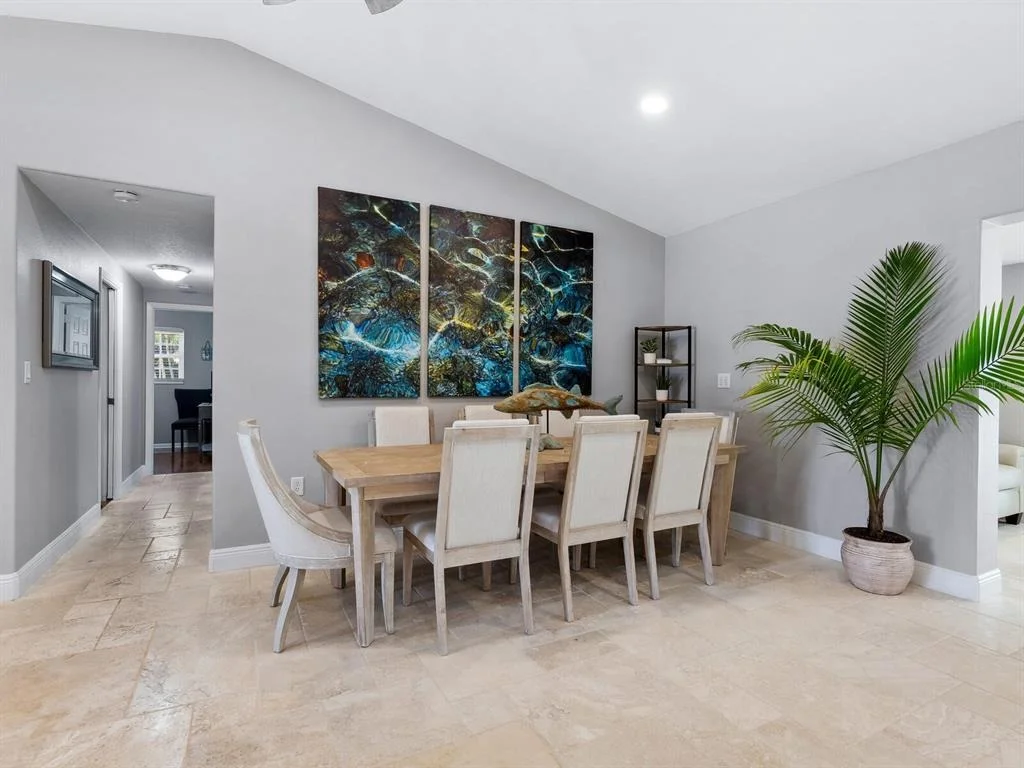 Photo of 221 LYCHEE ROAD