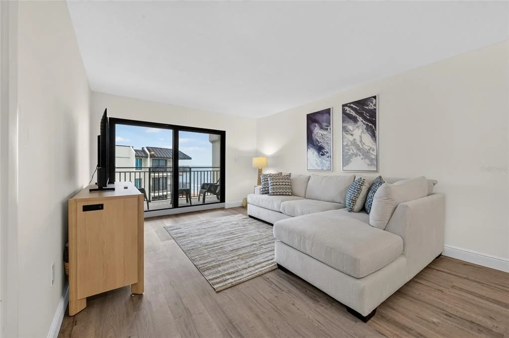 Photo of Unit P3 at 1275 OCEAN SHORE BOULEVARD