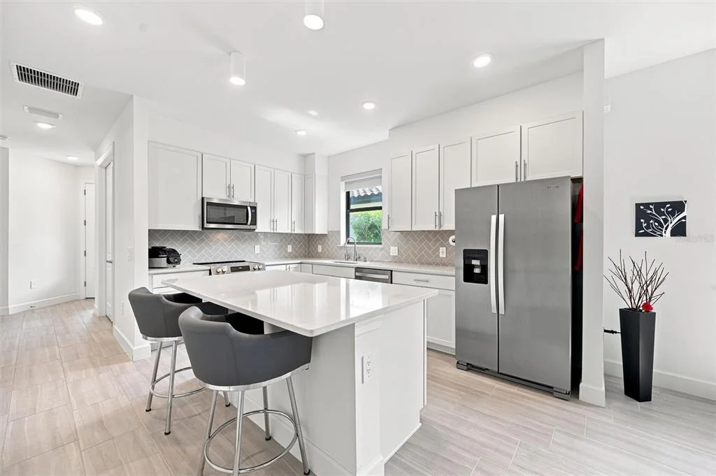 Photo of 6713 ALSTEAD CIRCLE