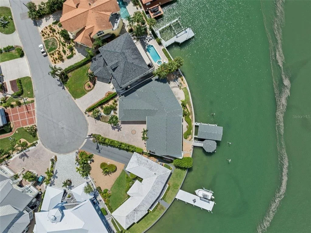 Photo of 290 BAYSIDE DRIVE