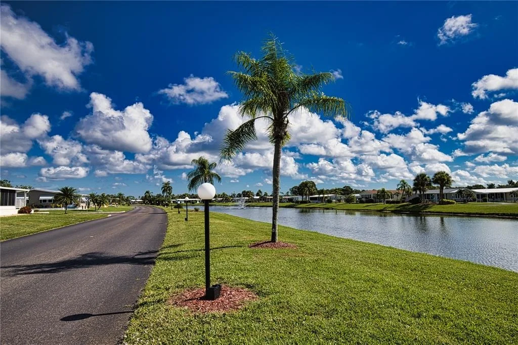 Photo of 320 LA COSTA