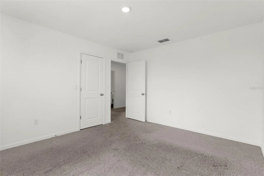 Photo of 1038 KELLY FERN LOOP