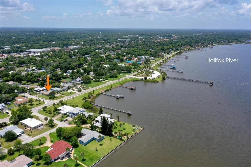 Photo of 504 RIVERSIDE DRIVE