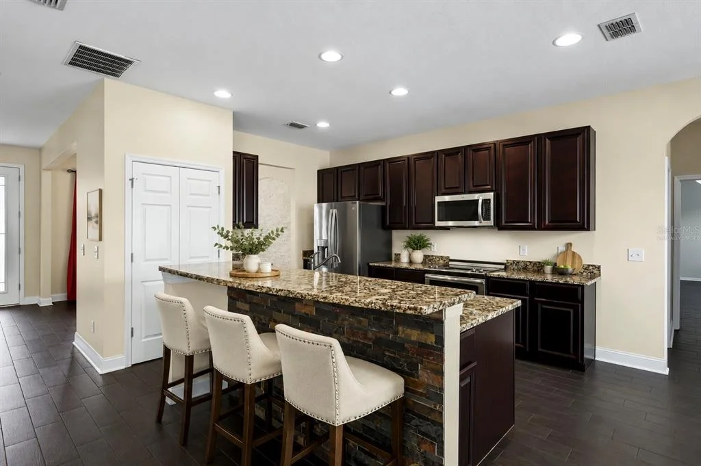 Photo of 637 GRASSY STONE DRIVE