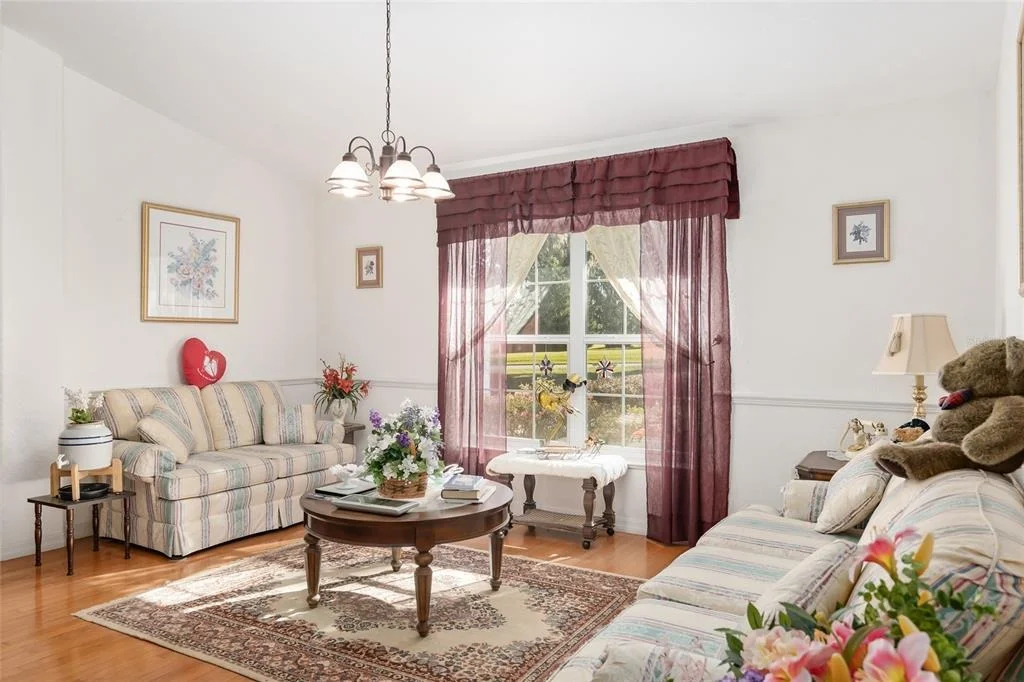 Photo of 999 NE 120 PLACE