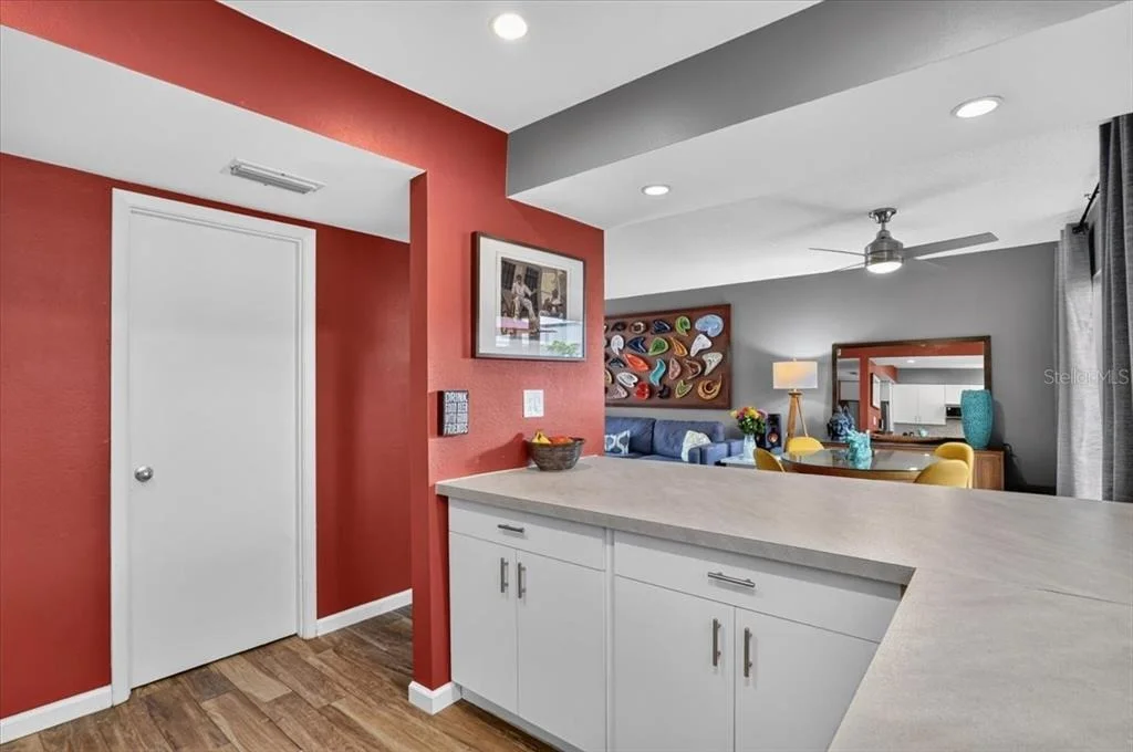 Photo of Unit 310 at 4001 BENEVA ROAD