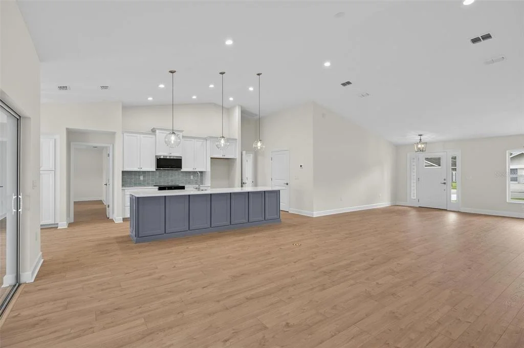 Photo of 15 ERIC DRIVE