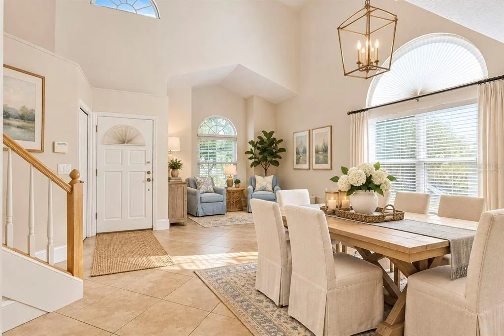 Photo of 1458 ROYAL CIRCLE